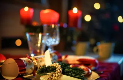 nourriture, planter, éclairage et verre signée